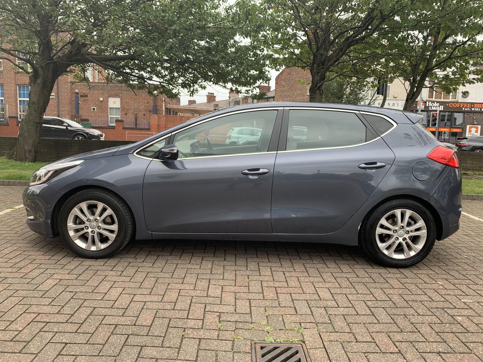 2013 KIA Ceed