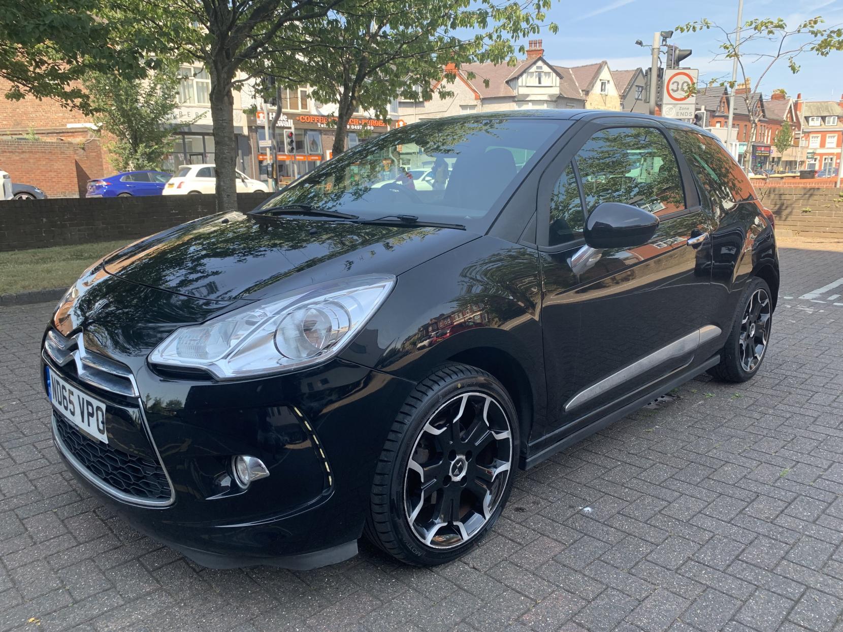 DS AUTOMOBILES DS 3 1.2 PureTech DStyle Hatchback 3dr Petrol Manual Euro 6 (s/s) (110 ps)