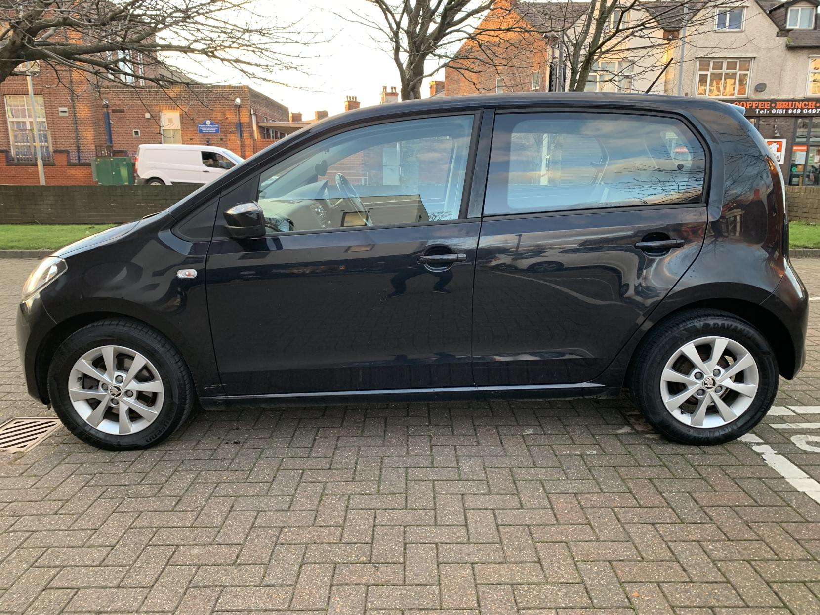 2014 Skoda Citigo GreenTech Elegance, exterior view 2