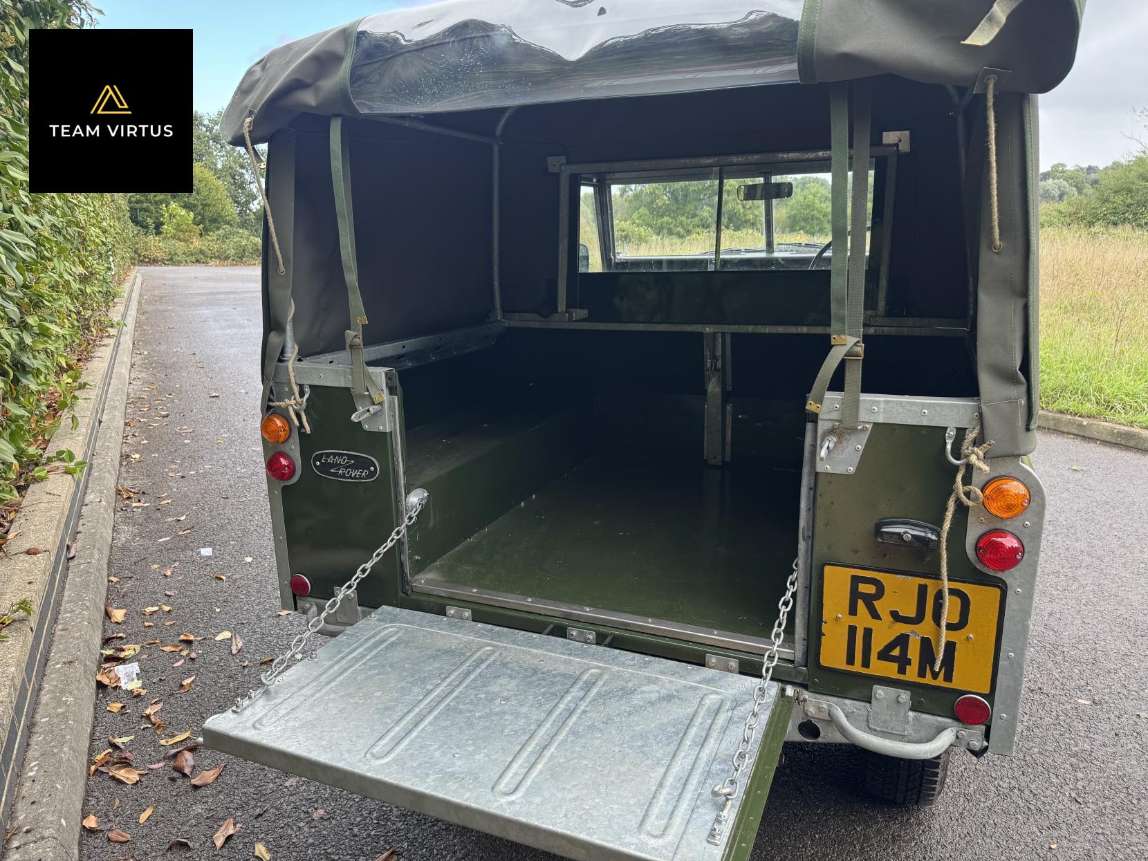 Land Rover Series 3 88