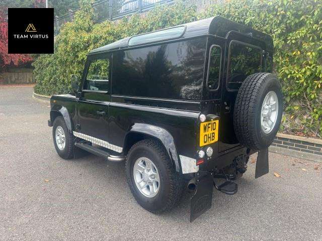 Land Rover Defender 90 2.4 TDCi Hard Top SUV 3dr Diesel Manual 4WD SWB Euro 4 (122 bhp)