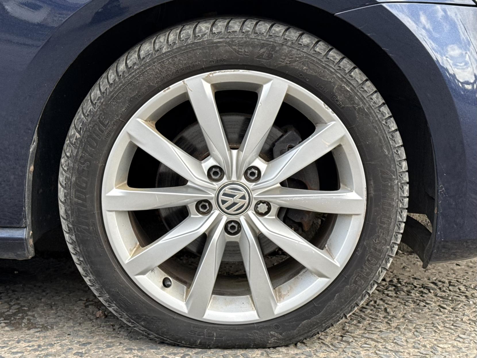 Volkswagen Golf 1.4 TSI BlueMotion Tech ACT GT Hatchback 5dr Petrol DSG Euro 6 (s/s) (150 ps)