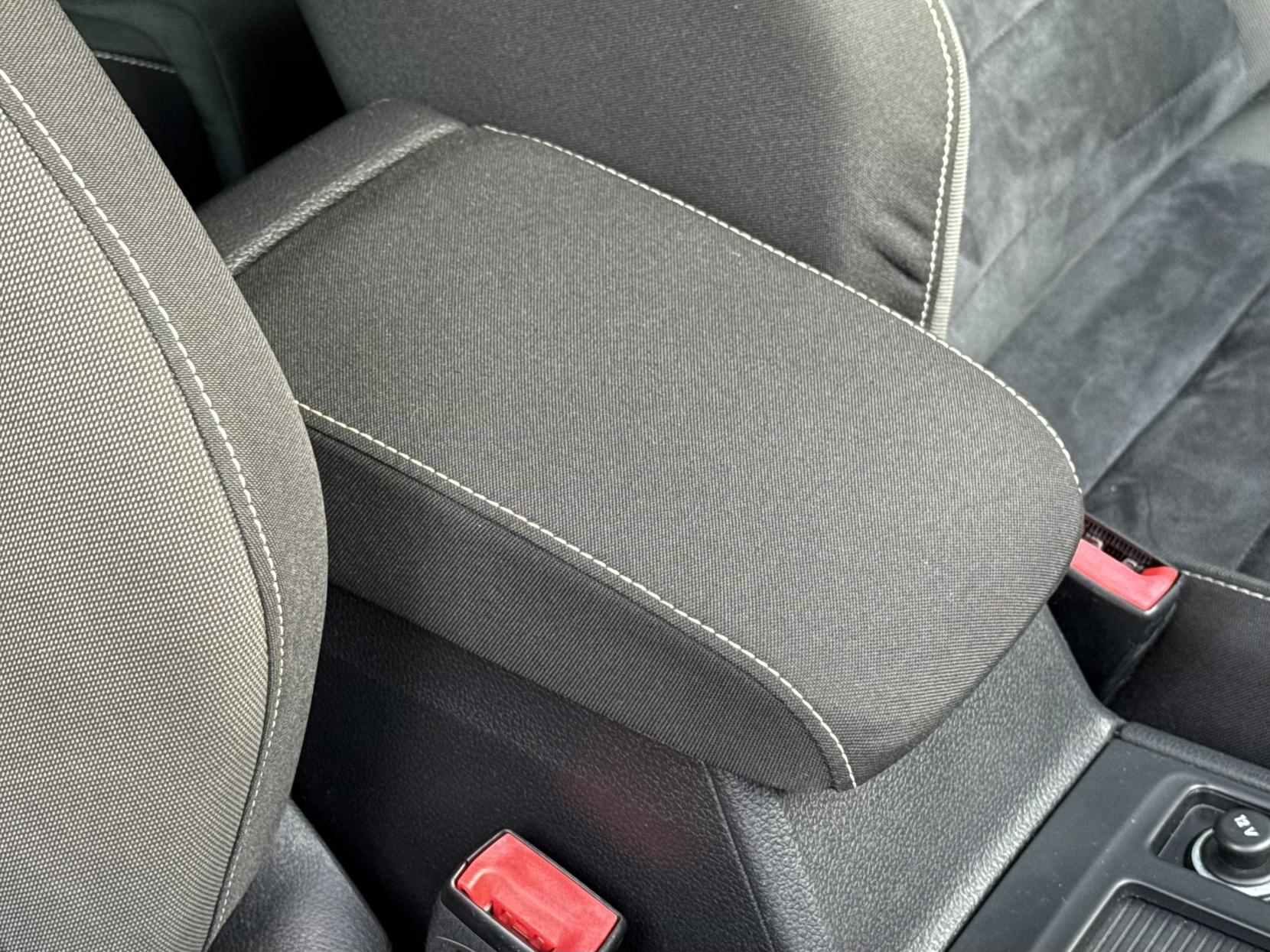 Volkswagen Golf 1.4 TSI BlueMotion Tech ACT GT Hatchback 5dr Petrol DSG Euro 6 (s/s) (150 ps)