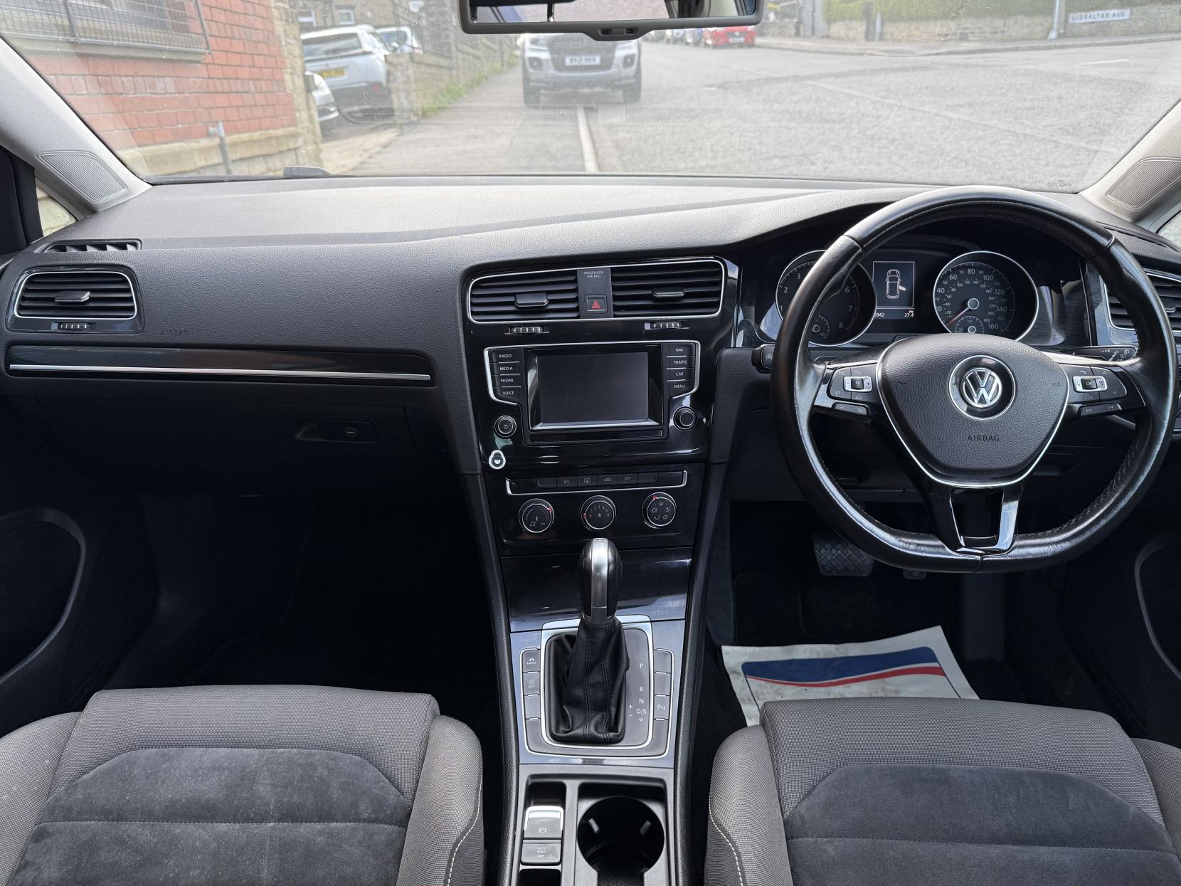 Volkswagen Golf 1.4 TSI BlueMotion Tech ACT GT Hatchback 5dr Petrol DSG Euro 6 (s/s) (150 ps)