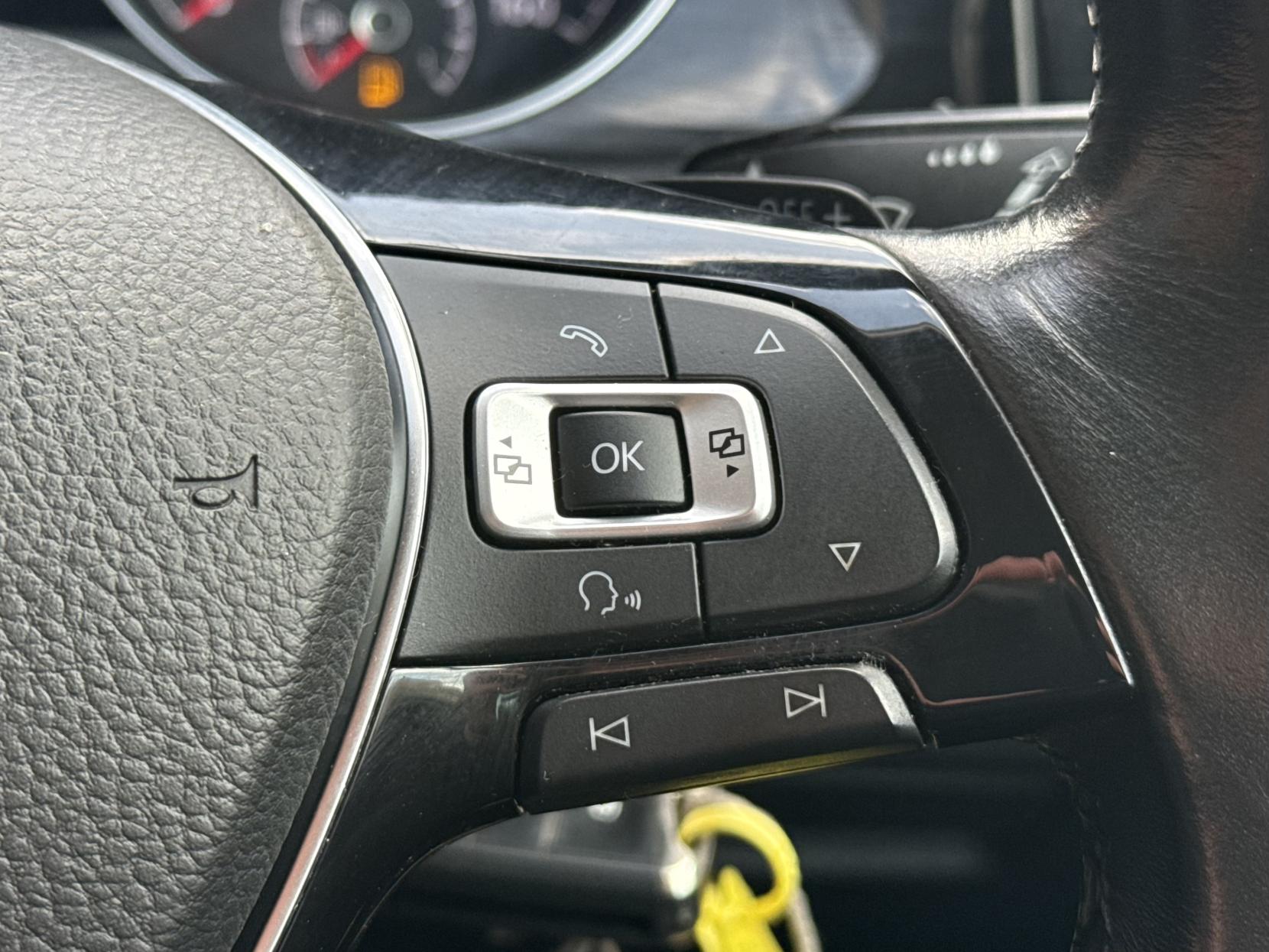 Volkswagen Golf 1.4 TSI BlueMotion Tech ACT GT Hatchback 5dr Petrol DSG Euro 6 (s/s) (150 ps)