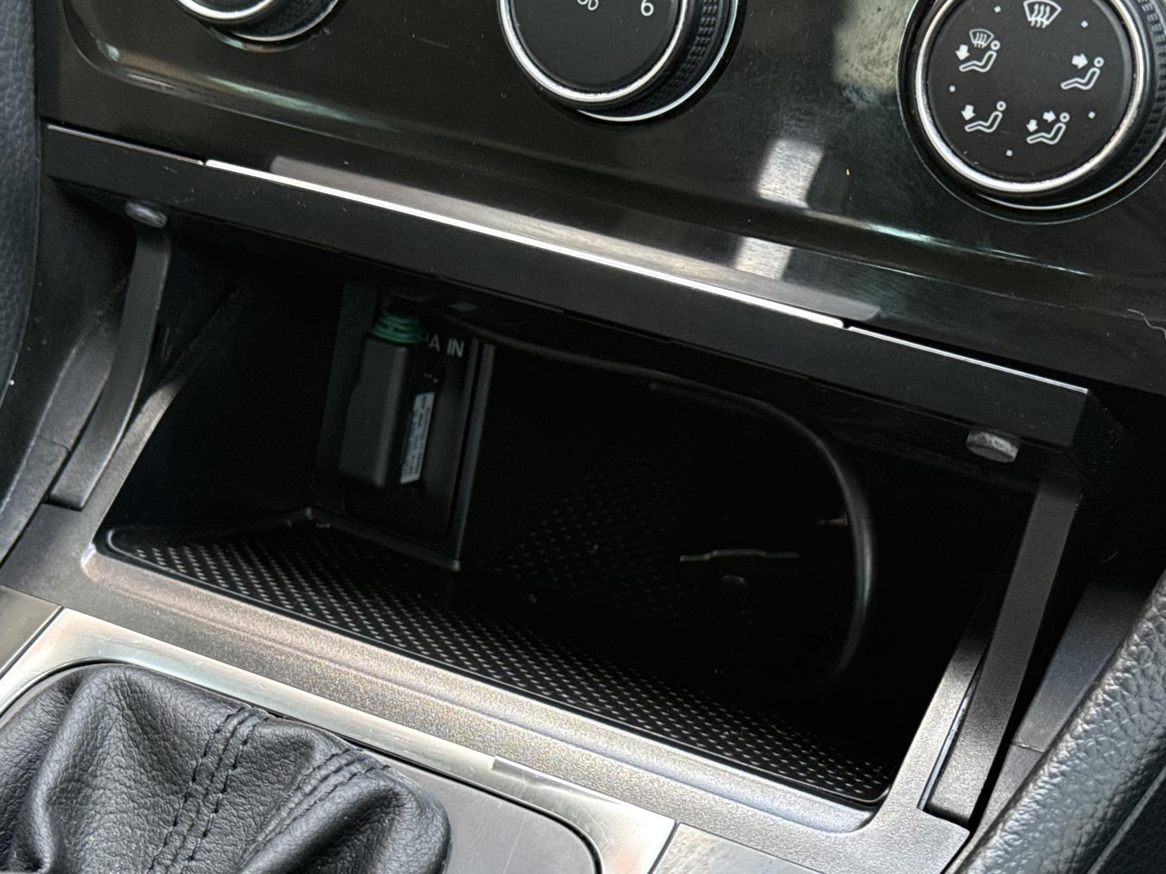 Volkswagen Golf 1.4 TSI BlueMotion Tech ACT GT Hatchback 5dr Petrol DSG Euro 6 (s/s) (150 ps)