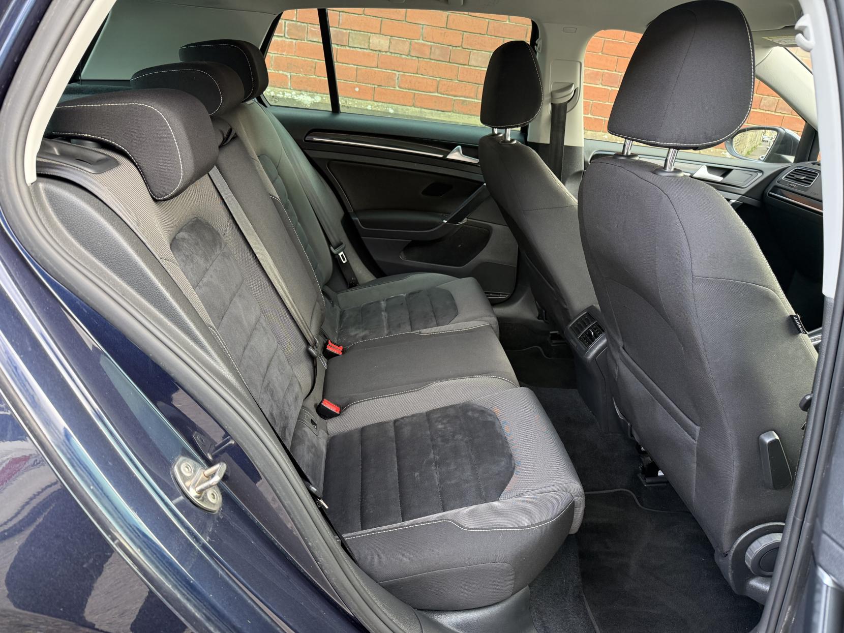 Volkswagen Golf 1.4 TSI BlueMotion Tech ACT GT Hatchback 5dr Petrol DSG Euro 6 (s/s) (150 ps)