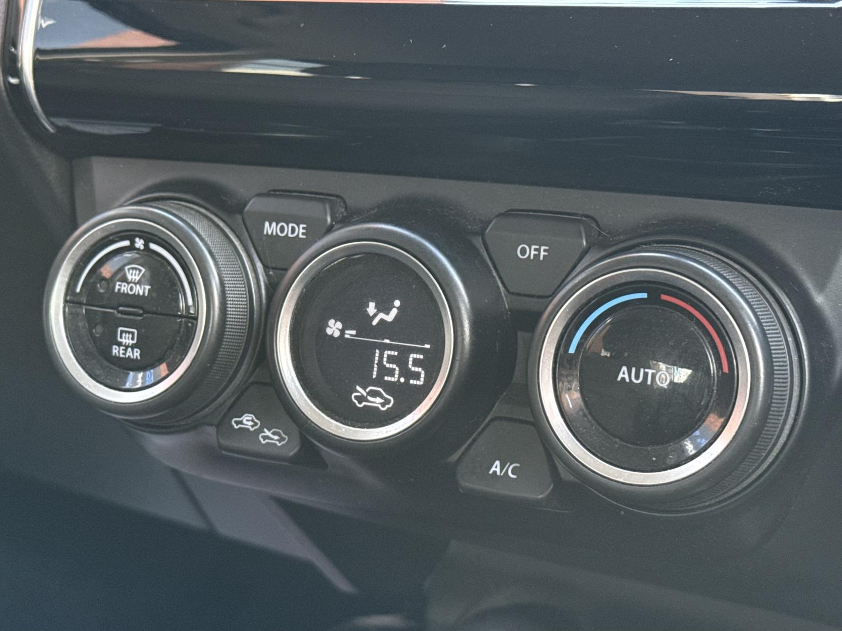 Suzuki Swift 1.0 SZ5 Hatchback (2017 - 2024)