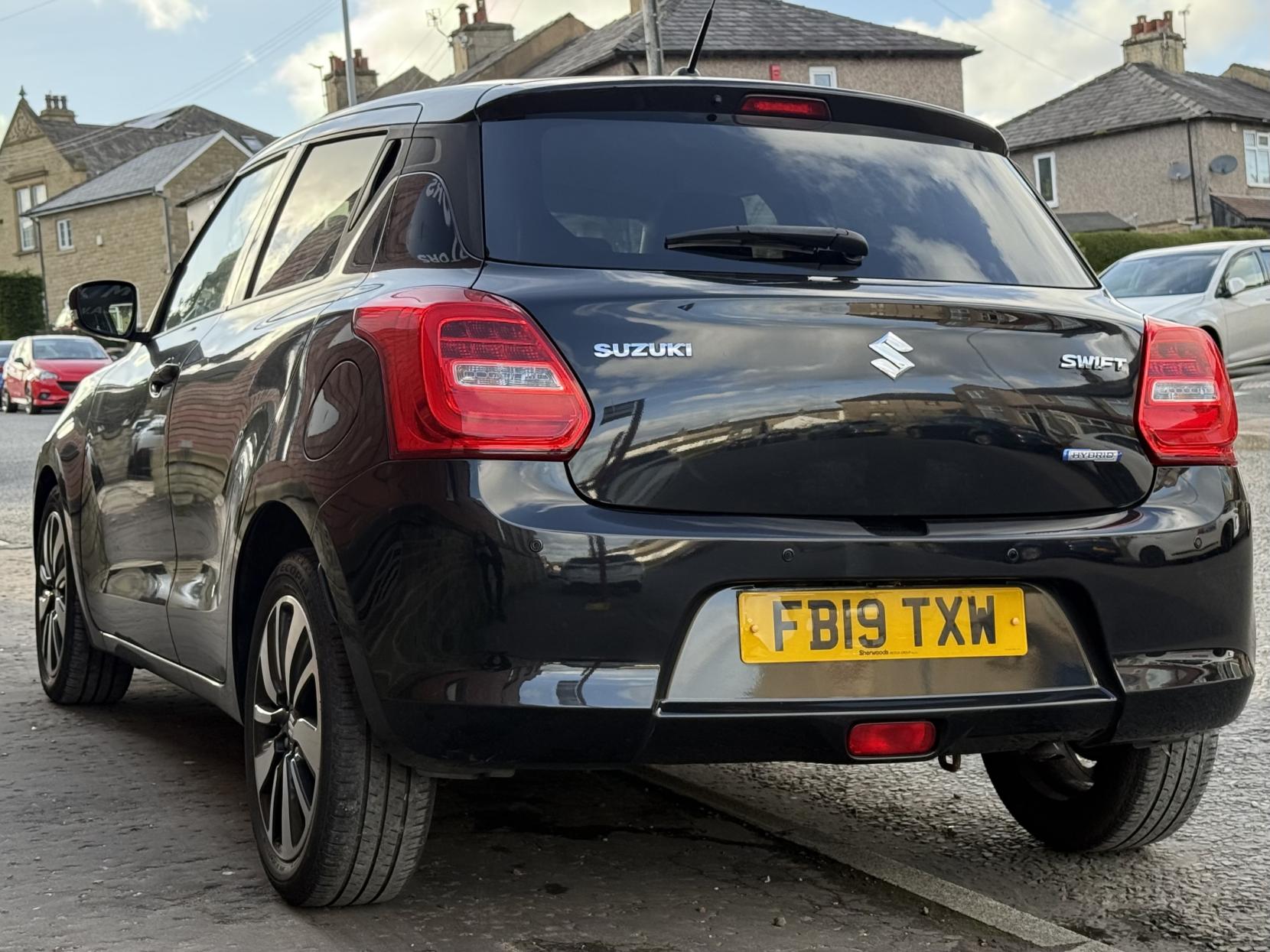 Suzuki Swift 1.0 SZ5 Hatchback (2017 - 2024)