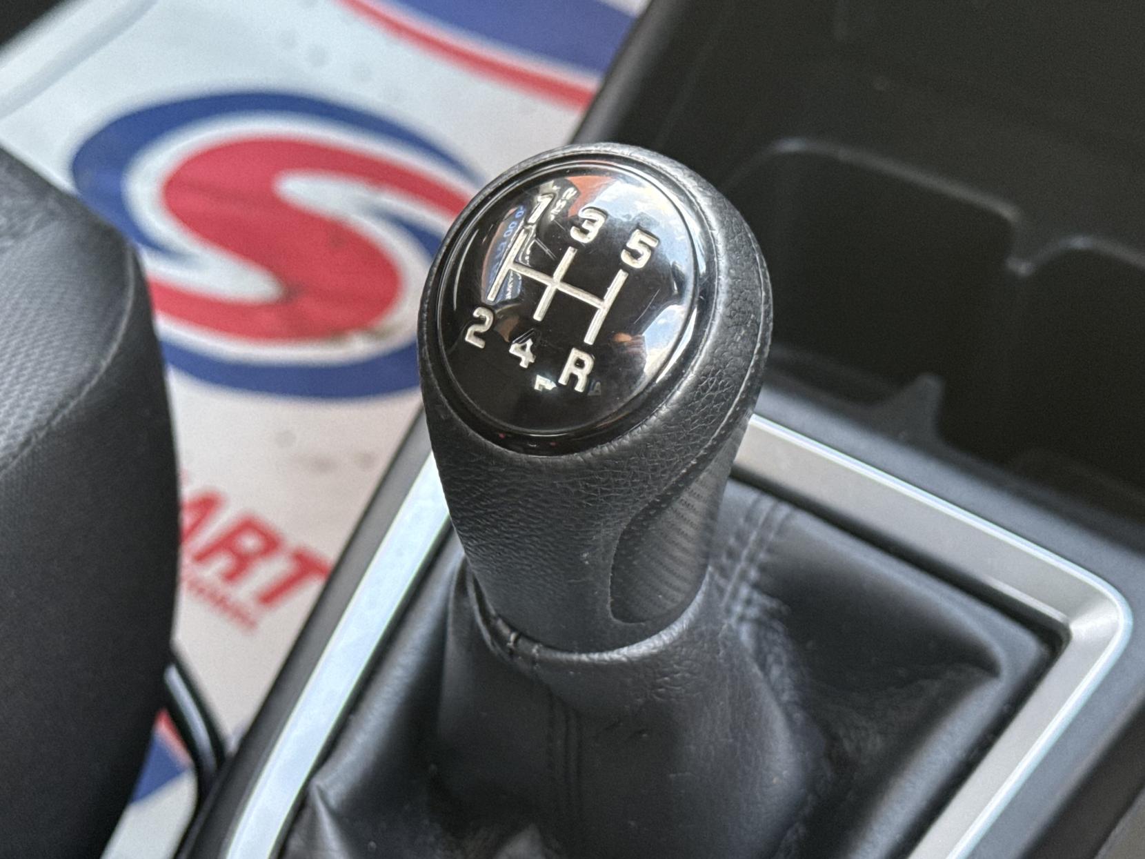 Suzuki Swift 1.0 SZ5 Hatchback (2017 - 2024)