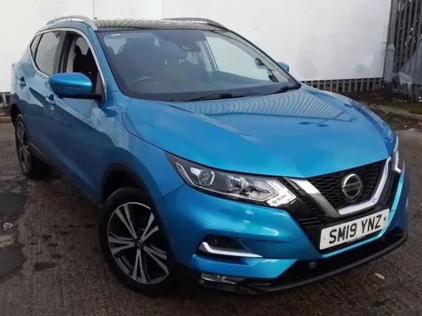 Nissan Qashqai 1.3 DIG-T N-Connecta SUV 5dr Petrol Manual Euro 6 (s/s) (140 ps)