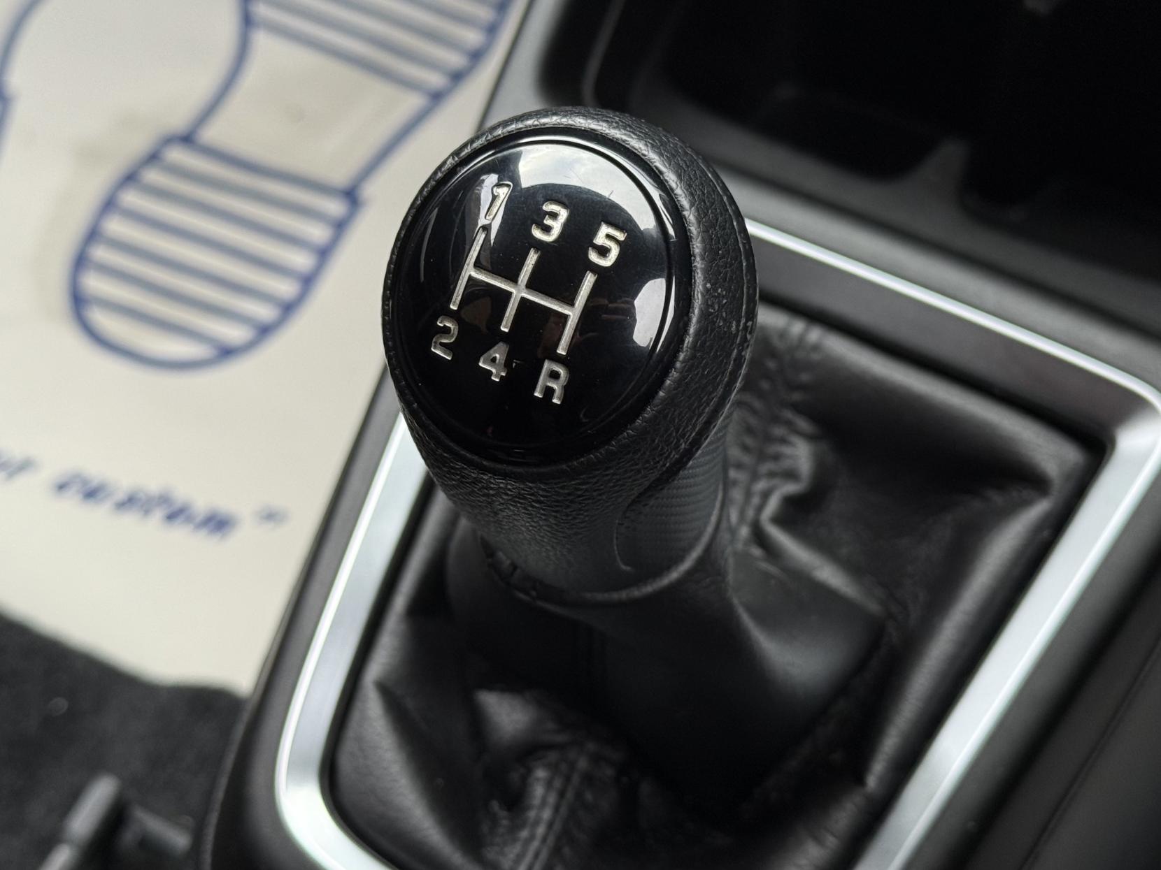 Suzuki Swift 1.2 Dualjet Attitude Hatchback 5dr Petrol Manual Euro 6 (s/s) (90 ps)