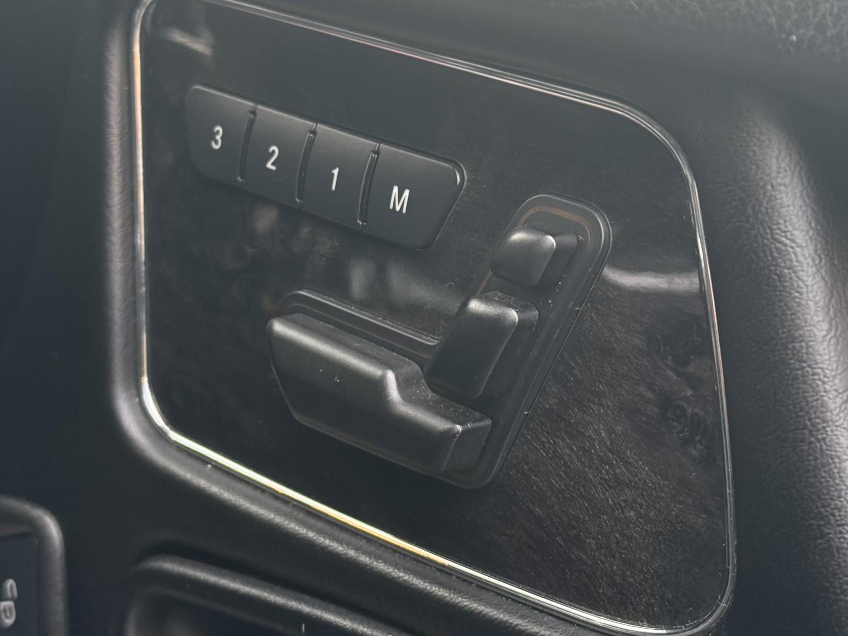 Mercedes-Benz G Class 3.0 G350 CDI V6 SUV 5dr Diesel G-Tronic 4WD Euro 6 (s/s) (245 ps)