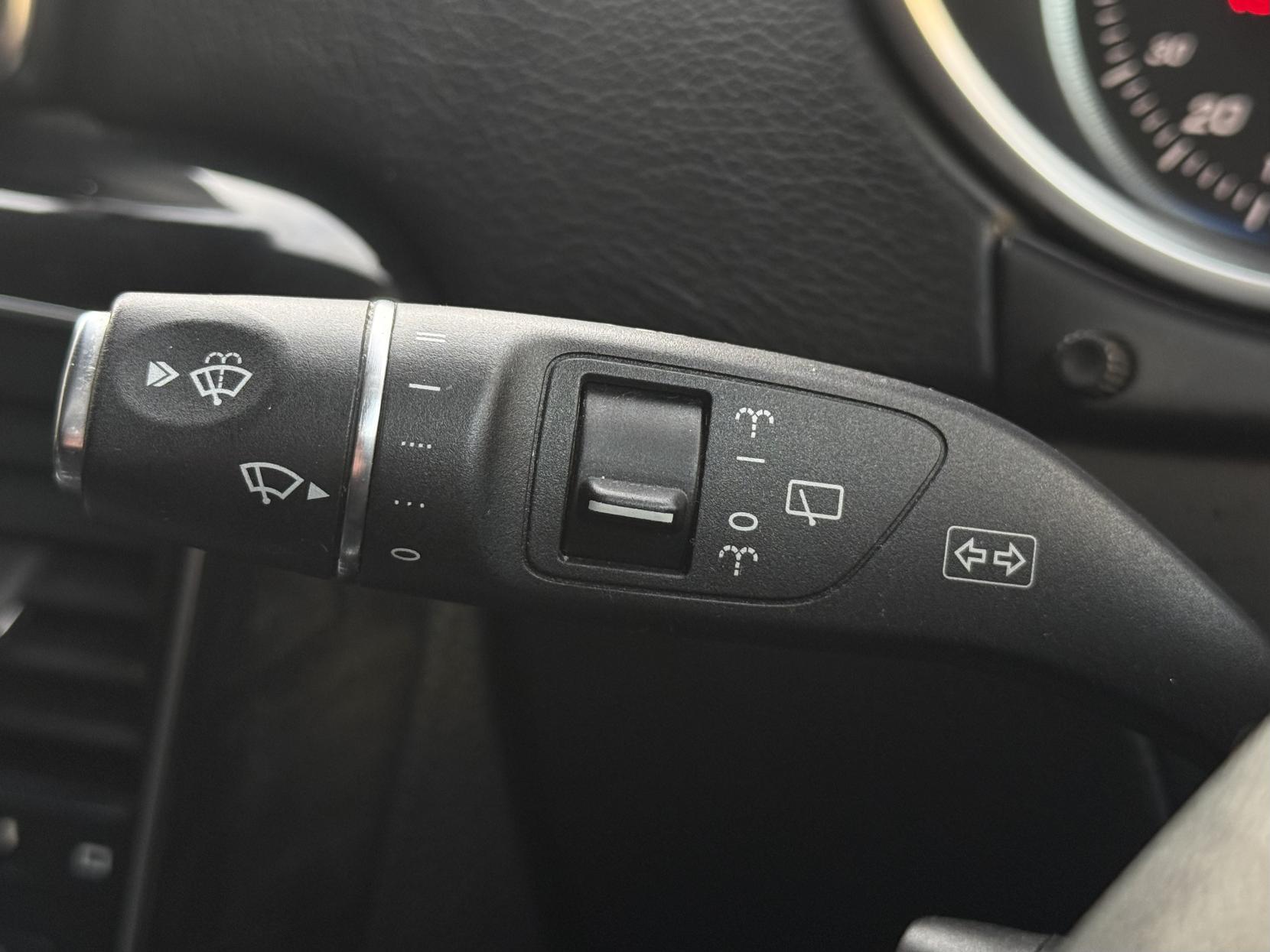 Mercedes-Benz G Class 3.0 G350 CDI V6 SUV 5dr Diesel G-Tronic 4WD Euro 6 (s/s) (245 ps)