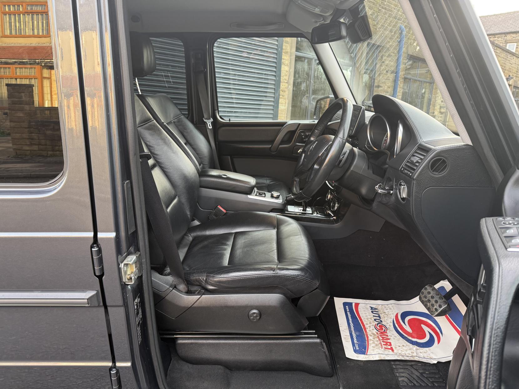 Mercedes-Benz G Class 3.0 G350 CDI V6 SUV 5dr Diesel G-Tronic 4WD Euro 6 (s/s) (245 ps)