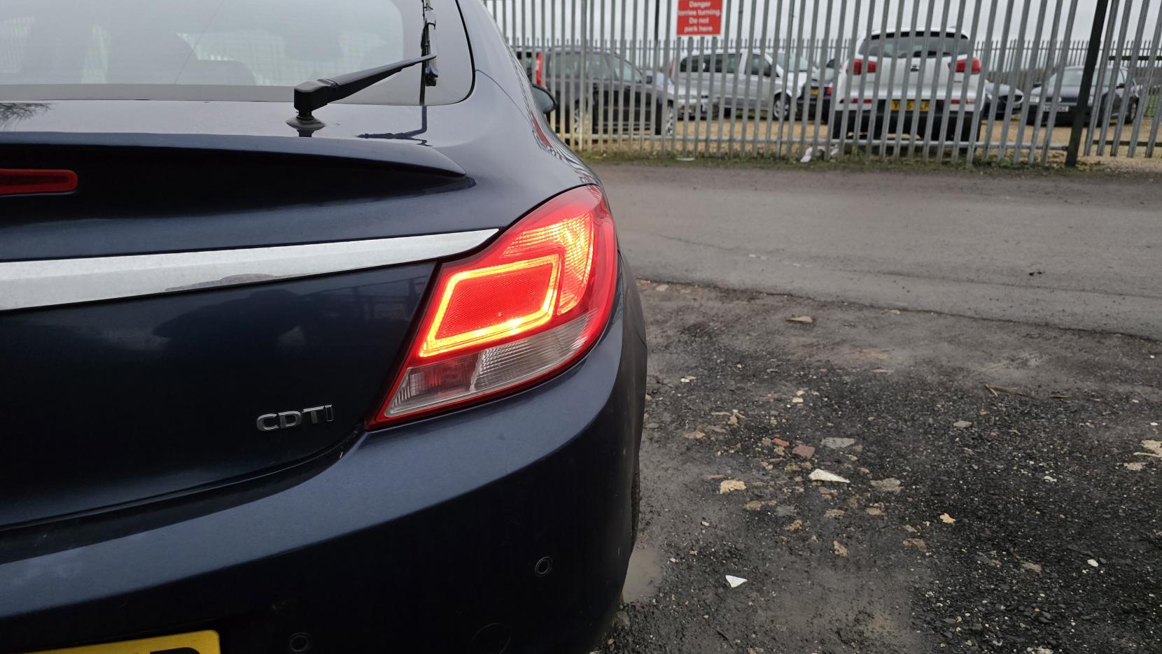 Vauxhall Insignia 2.0 CDTi SE Nav Hatchback 5dr Diesel Manual Euro 5 (130 ps)