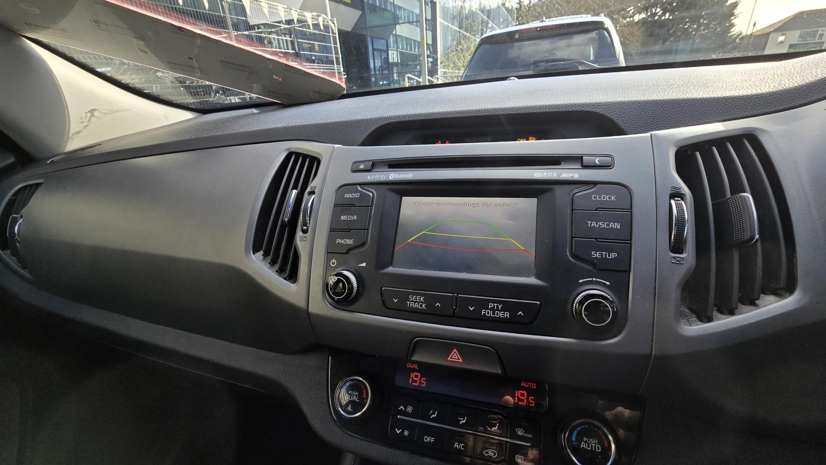 Kia Sportage 1.7 CRDi EcoDynamics 3 SUV 5dr Diesel Manual 2WD Euro 6 (s/s) (114 bhp)