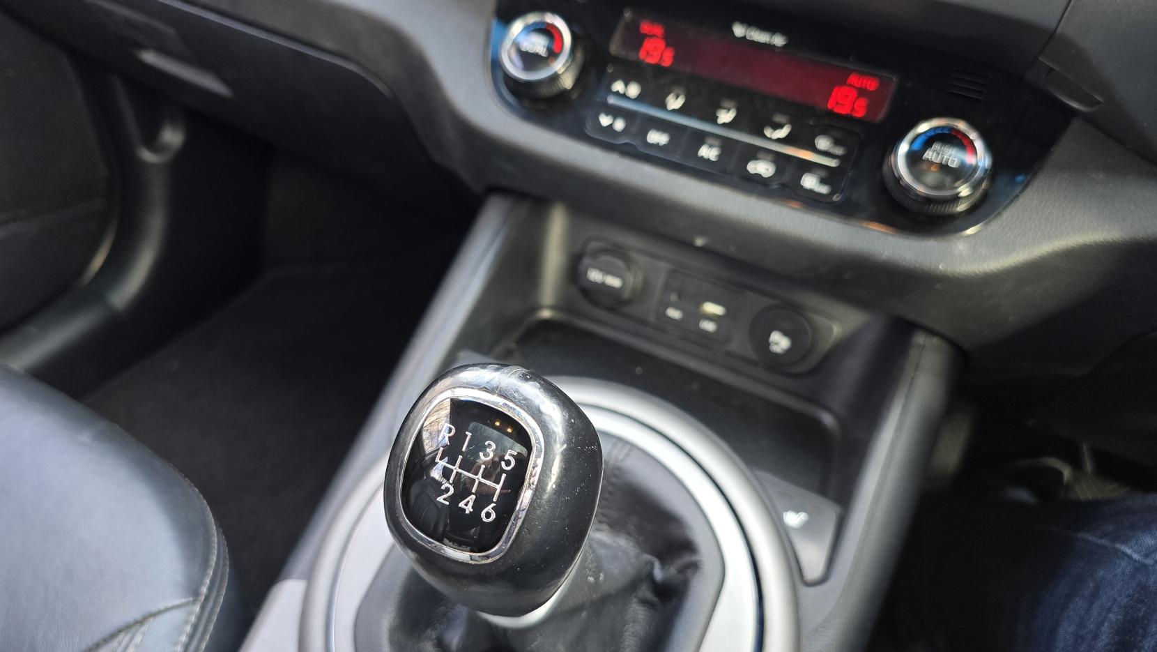 Kia Sportage 1.7 CRDi EcoDynamics 3 SUV 5dr Diesel Manual 2WD Euro 6 (s/s) (114 bhp)