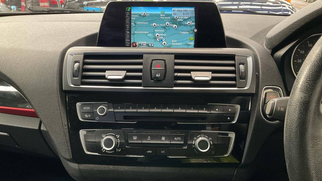 BMW 1 Series 1.5 118i Sport Hatchback 5dr Petrol Manual Euro 6 (s/s) (136 ps)