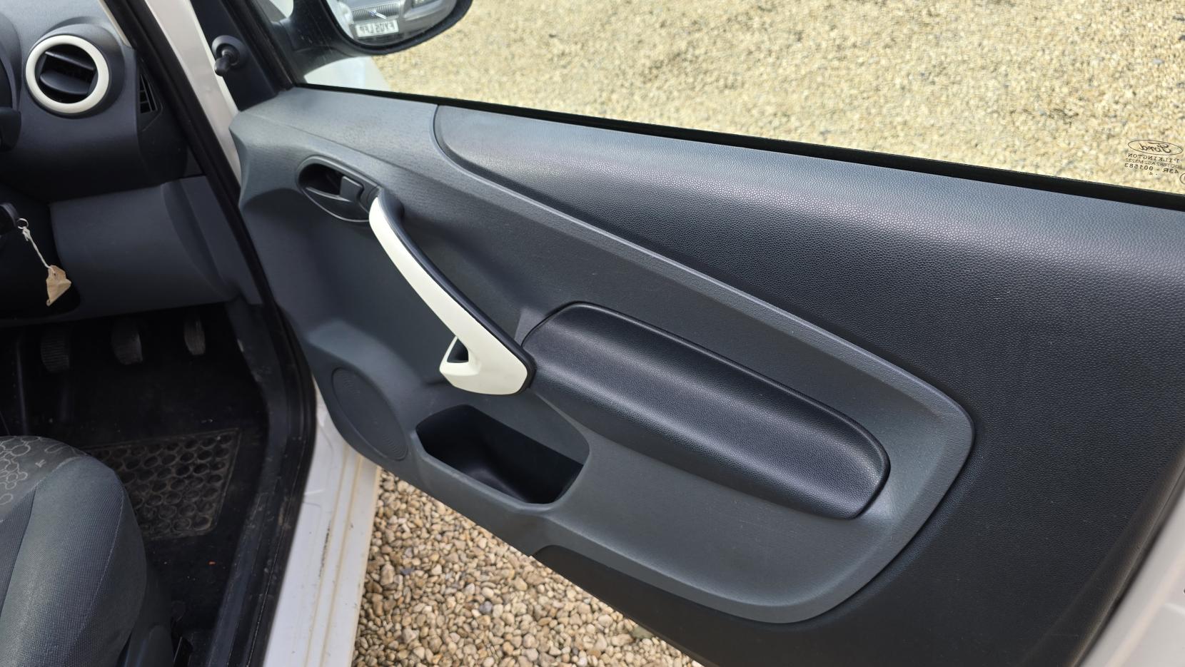 Ford Ka 1.2 Edge Hatchback 3dr Petrol Manual Euro 5 (s/s) (69 ps)