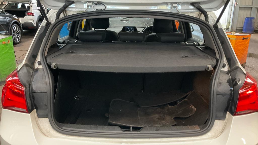 BMW 1 Series 1.5 116d SE Hatchback 5dr Diesel Manual Euro 6 (s/s) (116 ps)