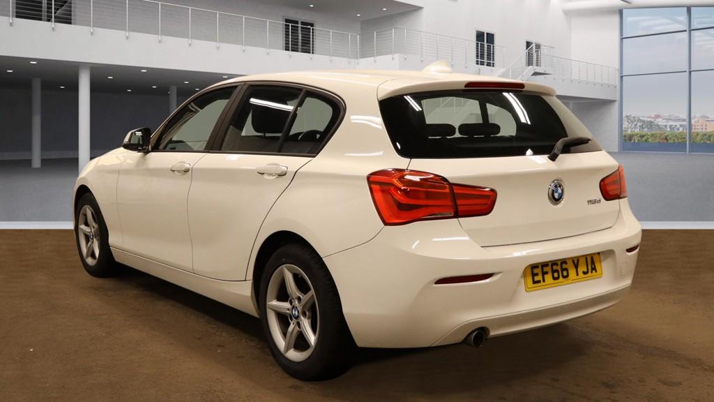BMW 1 Series 1.5 116d SE Hatchback 5dr Diesel Manual Euro 6 (s/s) (116 ps)