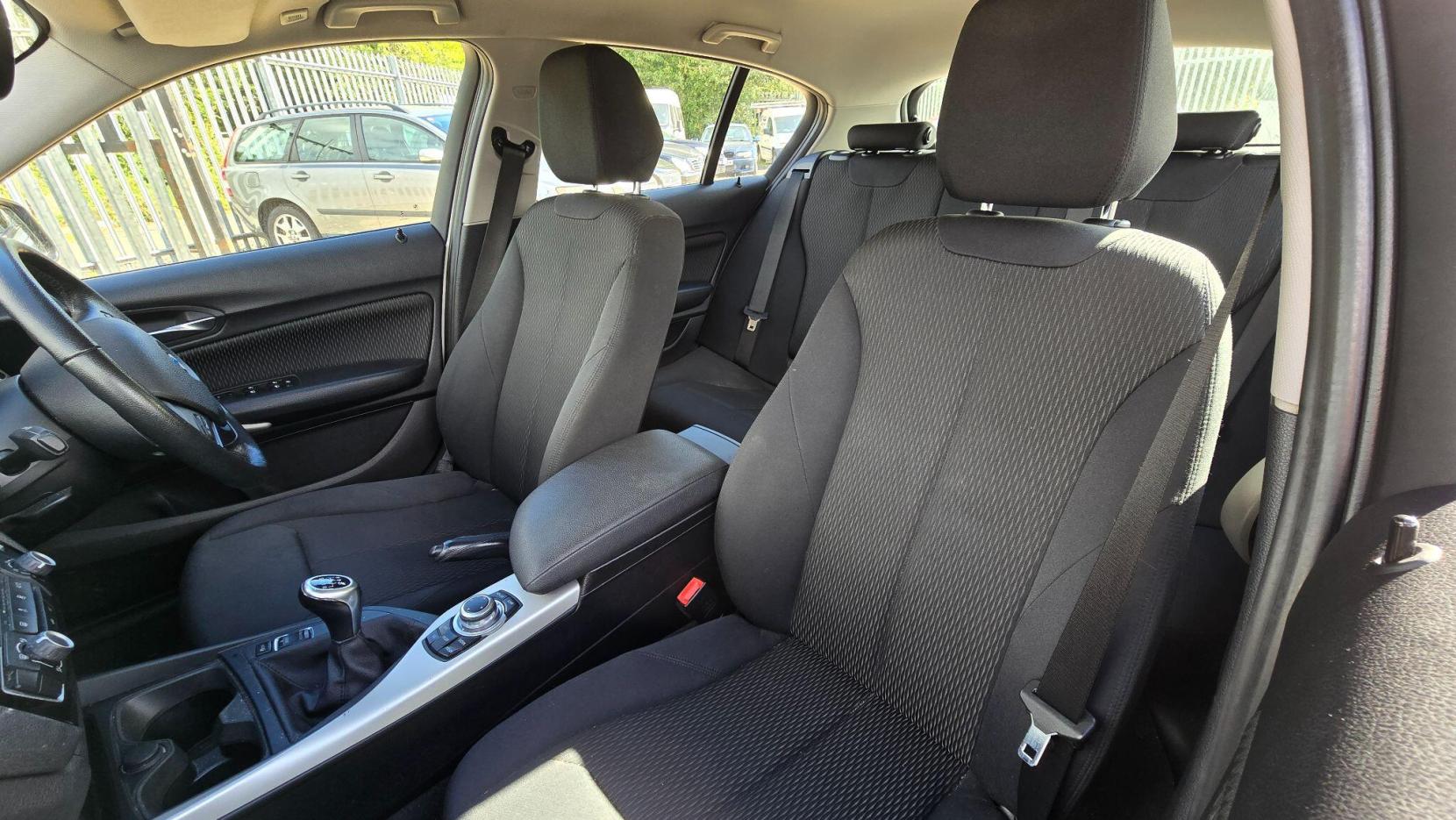 BMW 1 Series 1.5 118i SE Euro 6 (s/s) 5dr