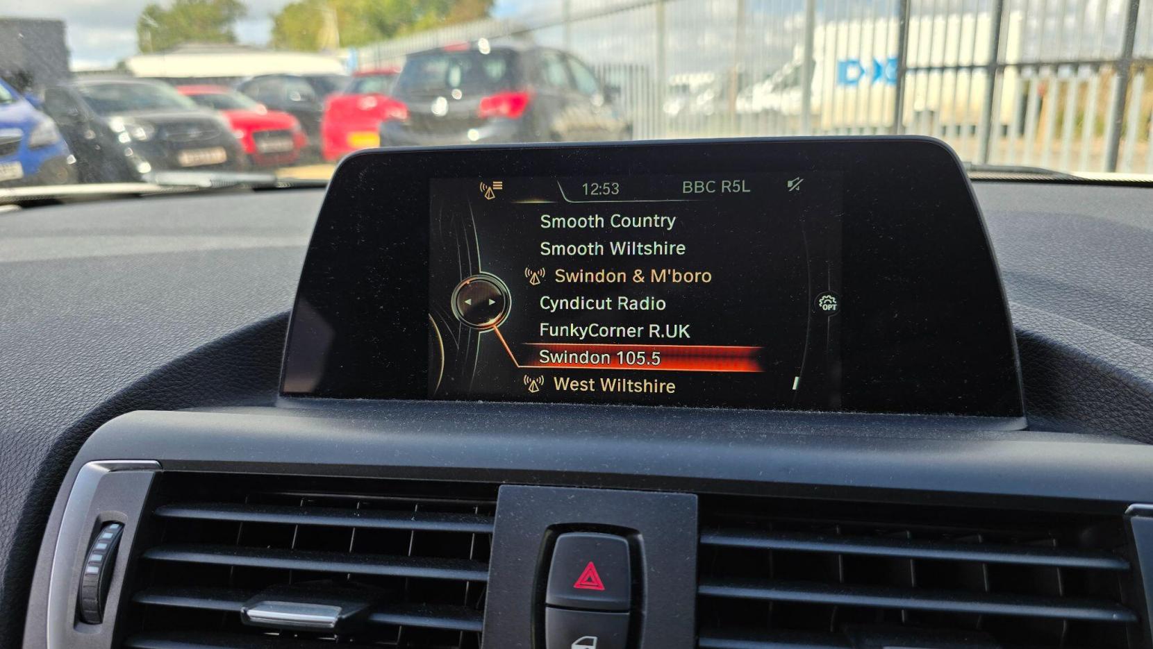 BMW 1 Series 1.5 118i SE Euro 6 (s/s) 5dr