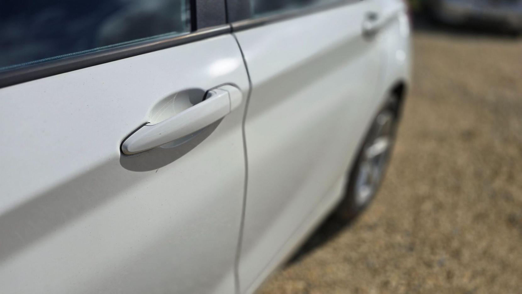 BMW 1 Series 1.5 118i SE Euro 6 (s/s) 5dr