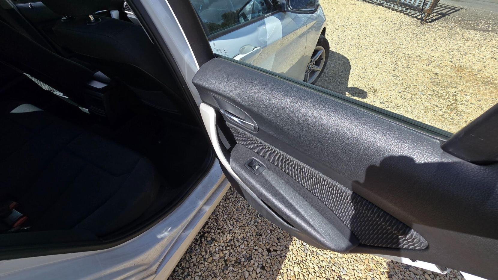 BMW 1 Series 1.5 118i SE Euro 6 (s/s) 5dr