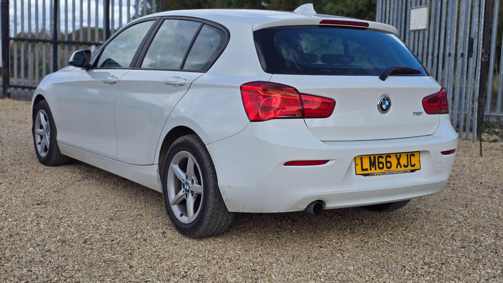 BMW 1 Series 1.5 118i SE Euro 6 (s/s) 5dr