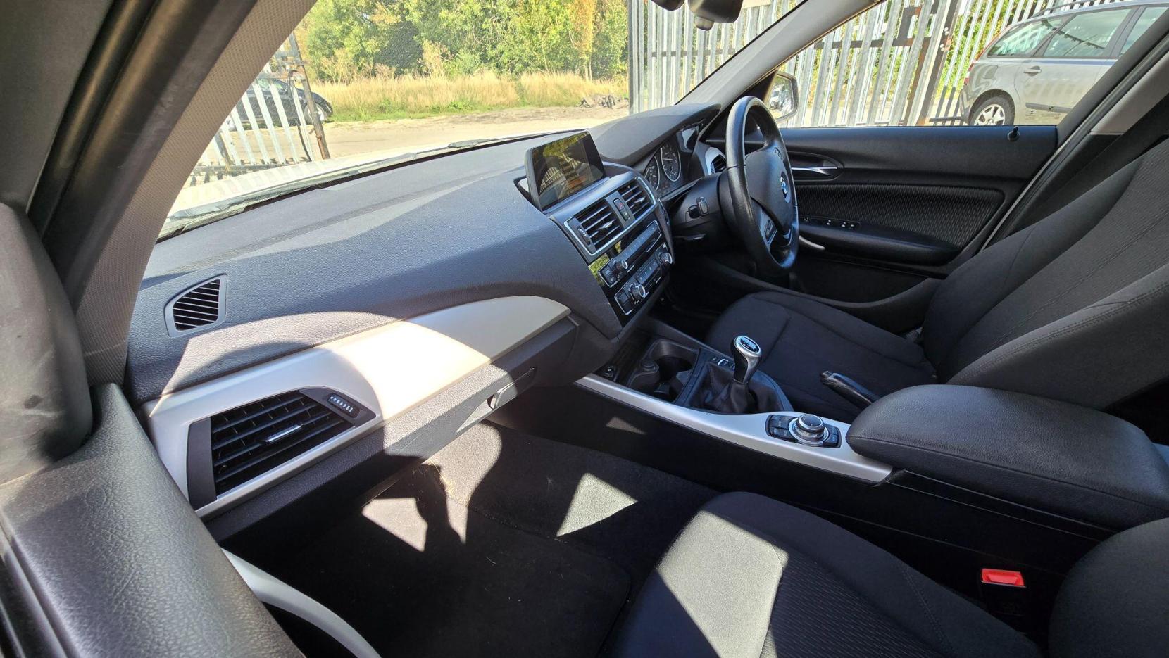 BMW 1 Series 1.5 118i SE Euro 6 (s/s) 5dr