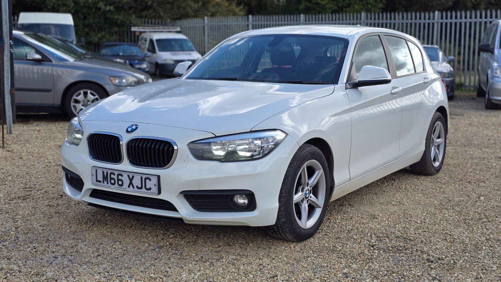 BMW 1 Series 1.5 118i SE Euro 6 (s/s) 5dr