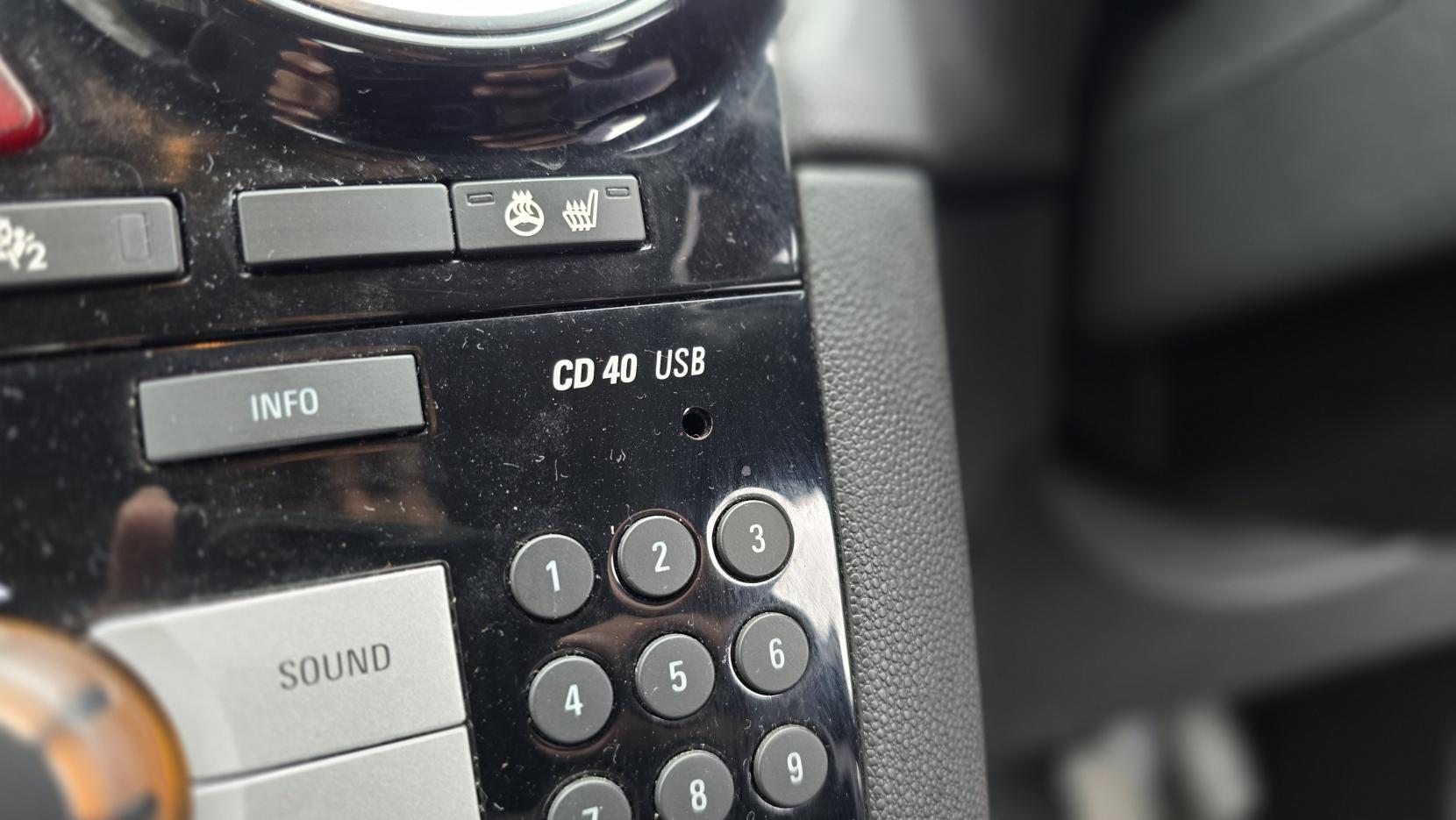 Vauxhall Corsa 1.0 ecoFLEX 12V Excite Hatchback 3dr Petrol Manual Euro 5 (65 ps)