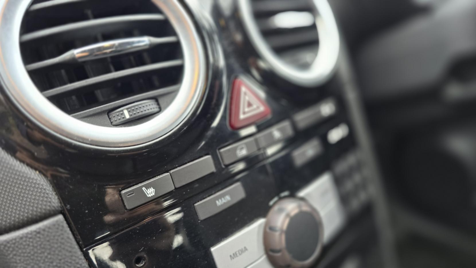 Vauxhall Corsa 1.0 ecoFLEX 12V Excite Hatchback 3dr Petrol Manual Euro 5 (65 ps)