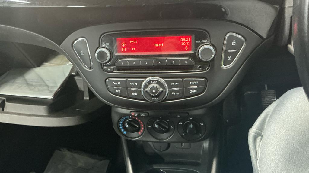 Vauxhall Corsa 1.2i Sting Hatchback 3dr Petrol Manual Euro 6 (70 ps)