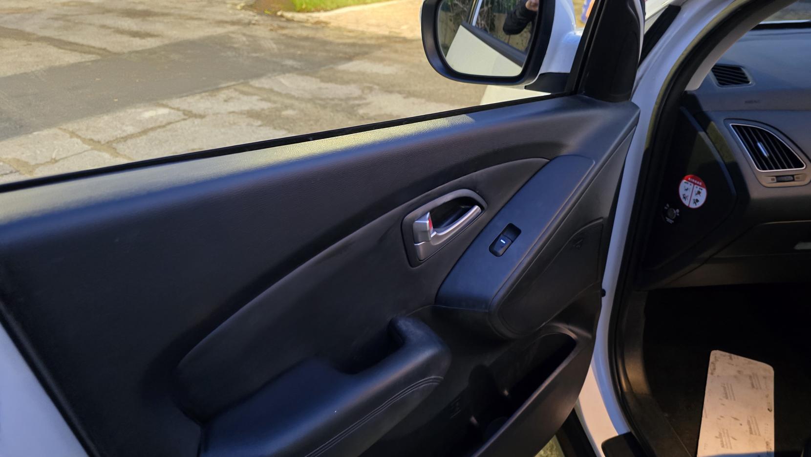 Hyundai ix35 1.7 CRDi Style SUV 5dr Diesel Manual Euro 5 (s/s) (115 ps)