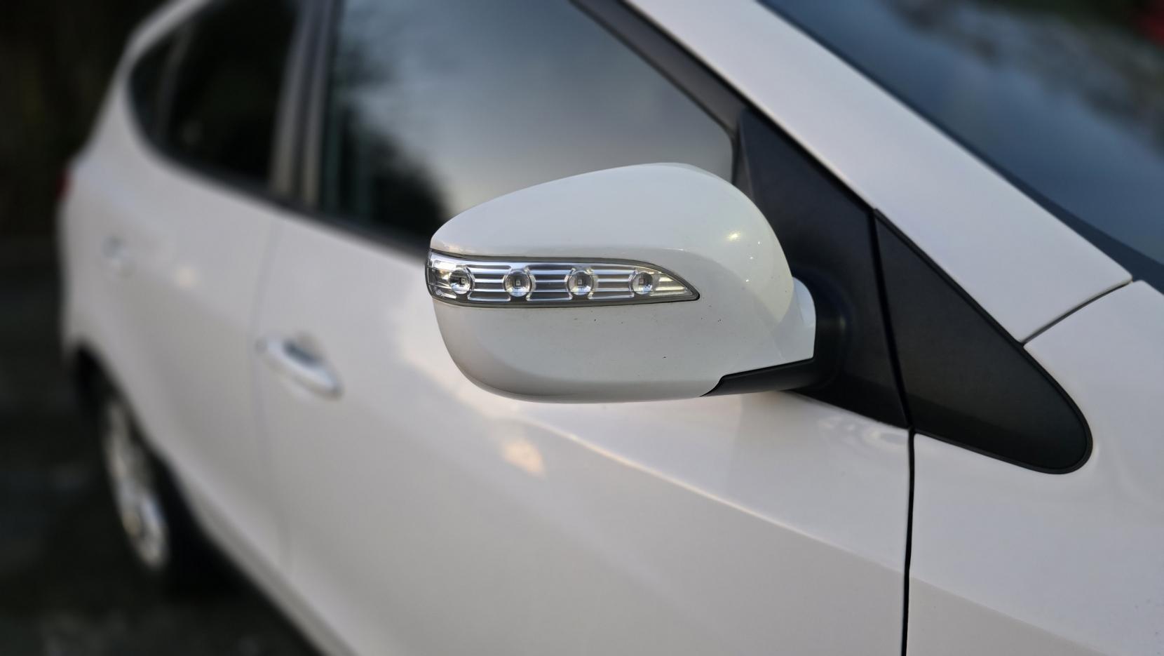 Hyundai ix35 1.7 CRDi Style SUV 5dr Diesel Manual Euro 5 (s/s) (115 ps)