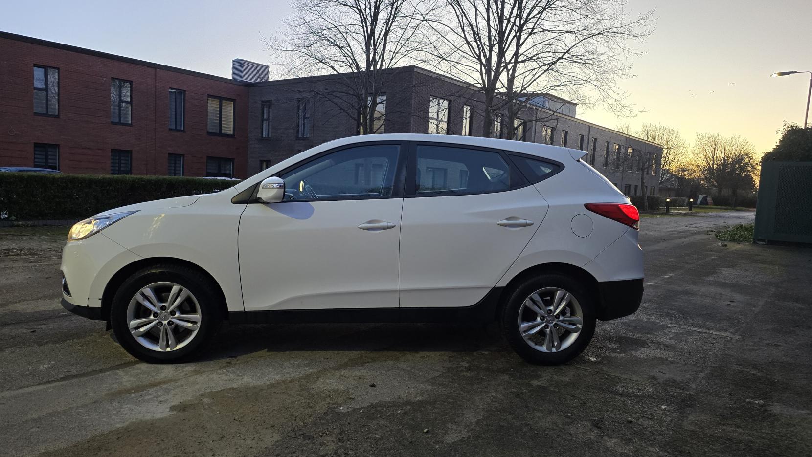 Hyundai ix35 1.7 CRDi Style SUV 5dr Diesel Manual Euro 5 (s/s) (115 ps)