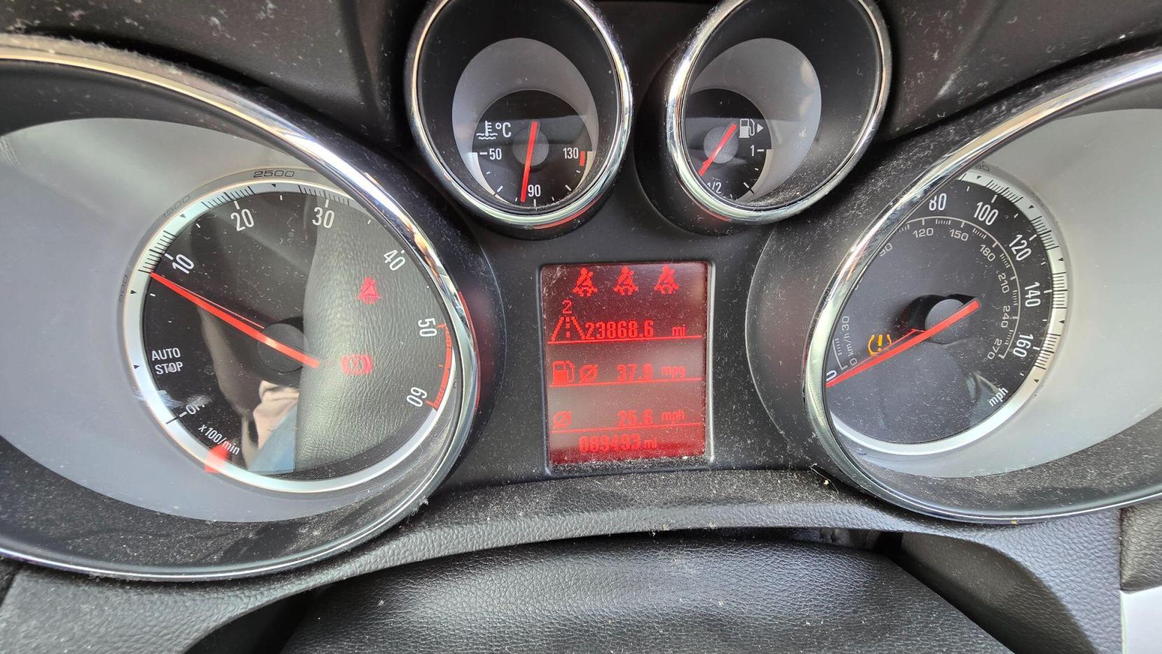 Vauxhall Mokka 1.6 CDTi Tech Line 2WD Euro 6 (s/s) 5dr