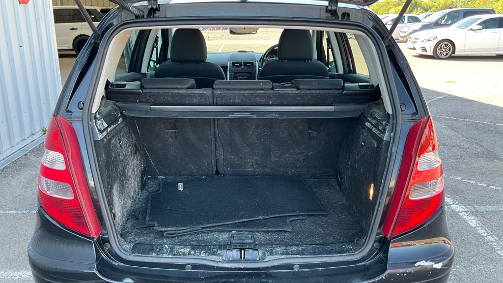 Mercedes-Benz A Class 1.5 A150 Special Edition Hatchback 5dr Petrol Manual (148 g/km, 95 bhp)