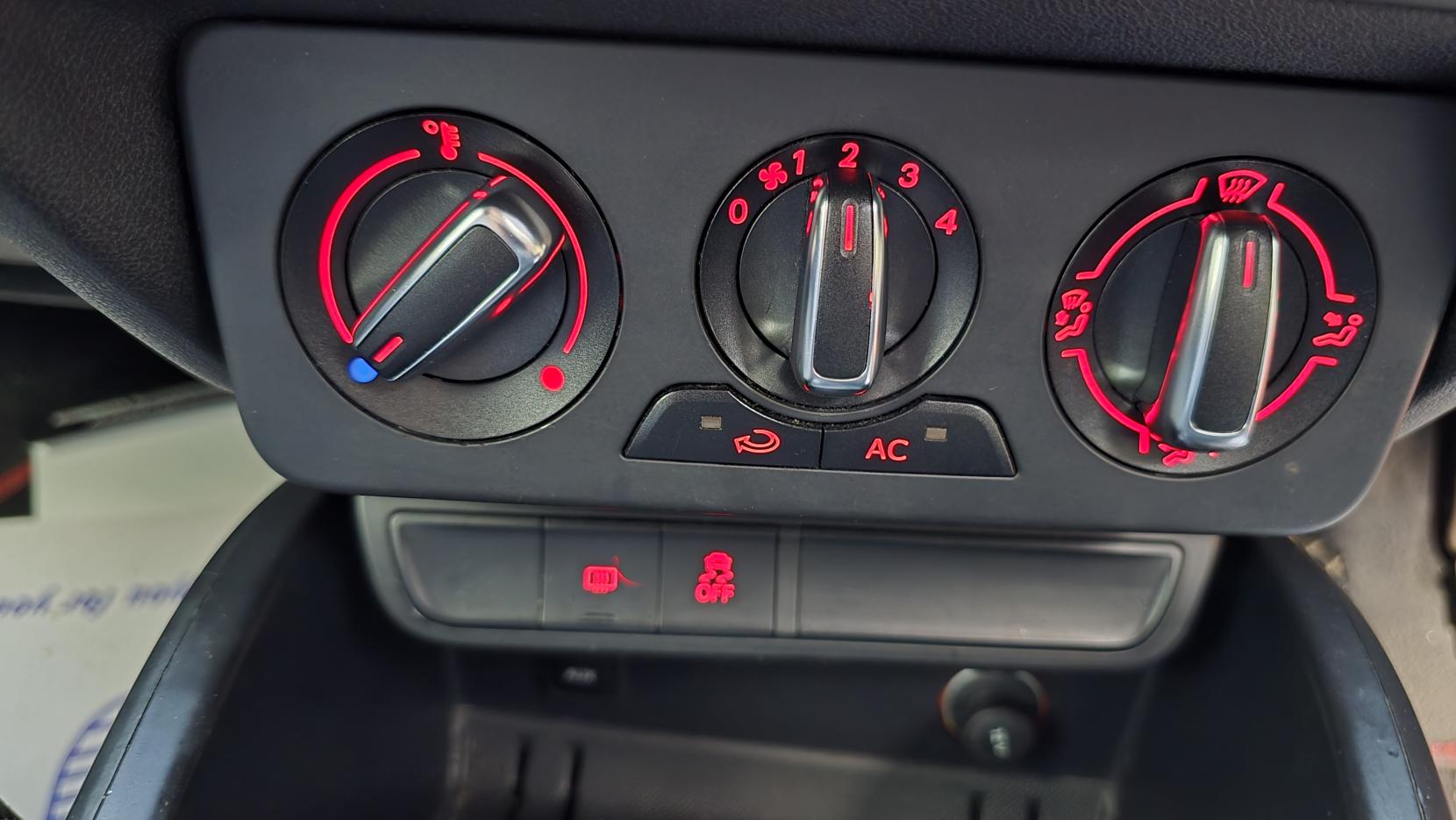 Audi A1 1.2 TFSI Contrast Edition Euro 5 (s/s) 3dr