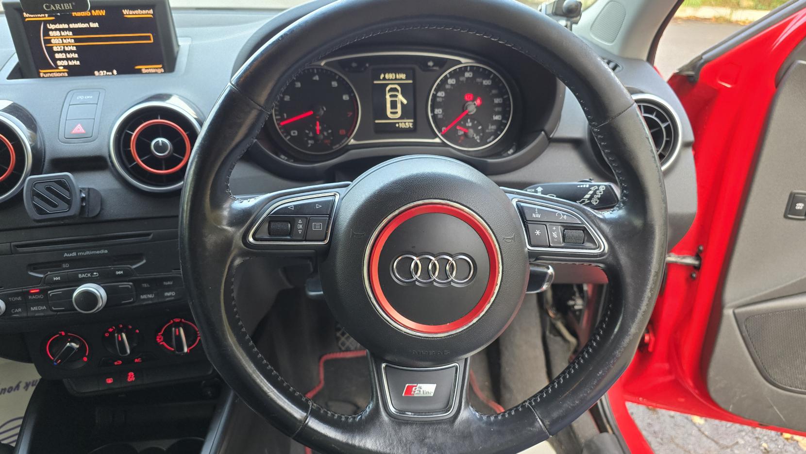 Audi A1 1.2 TFSI Contrast Edition Euro 5 (s/s) 3dr