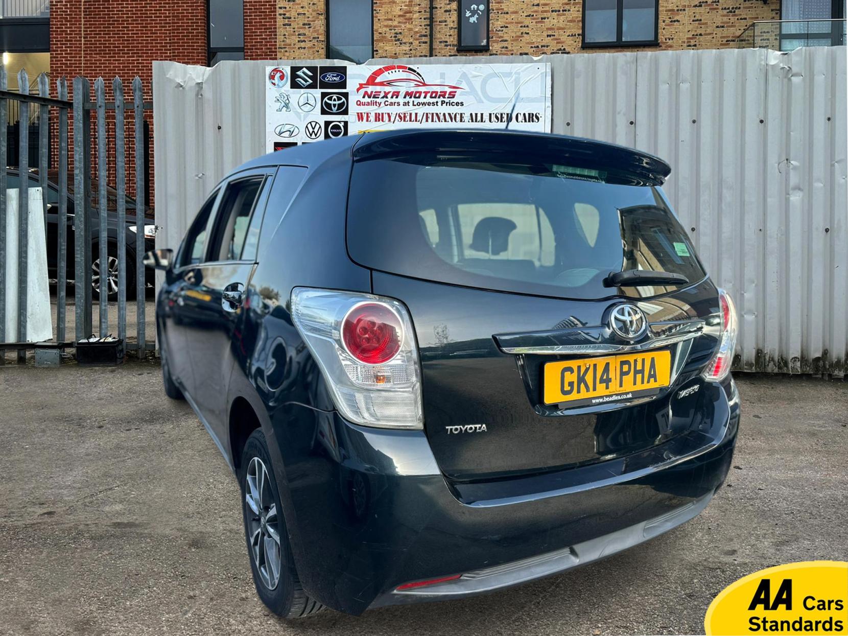 Toyota Verso 1.8 V-Matic Icon MPV 5dr Petrol Multidrive S Euro 5 Euro 5 (147 ps)