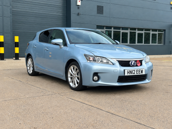 Lexus CT 1.8 200h SE-L Hatchback 5dr Petrol Hybrid CVT Euro 5 (s/s) (136 ps)
