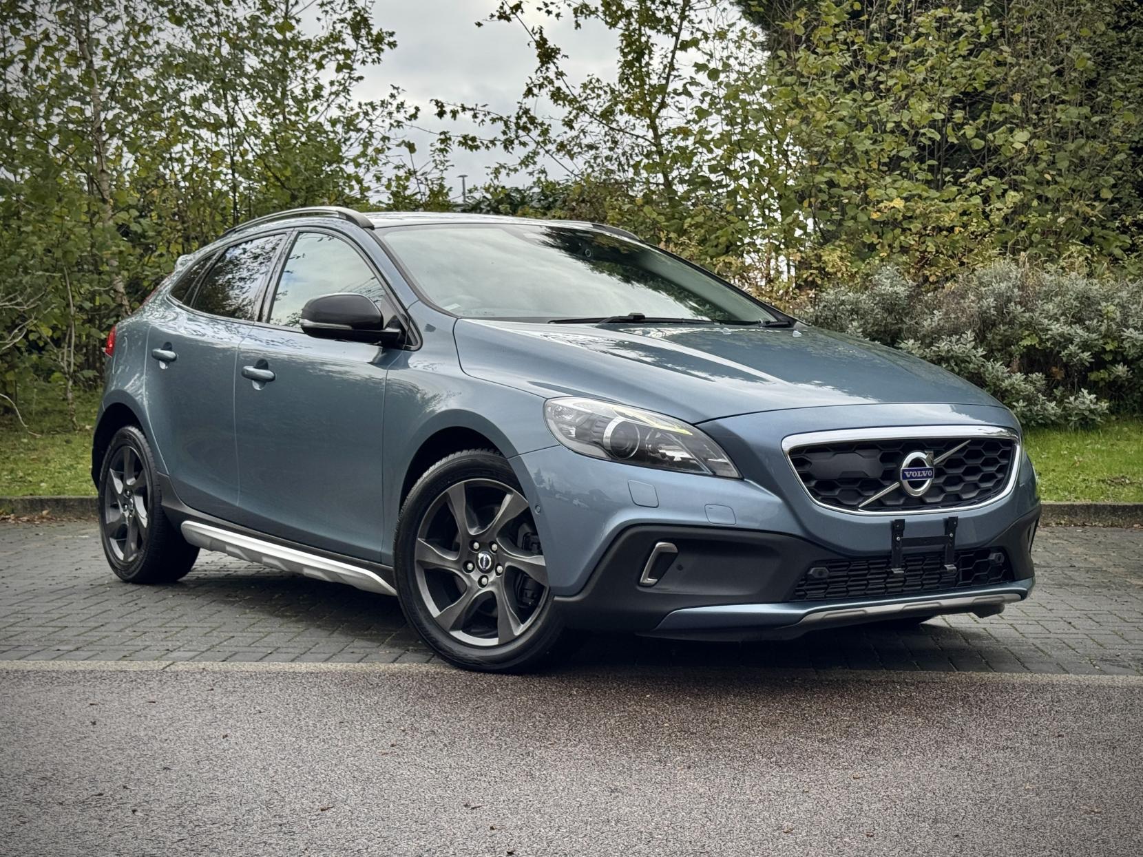 Volvo V40 Cross Country 2.0 T5 AWD 5dr Petrol Auto, (2012-2019)