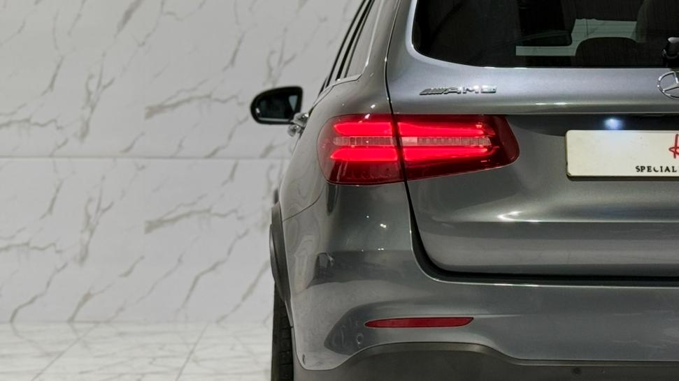 Mercedes-Benz GLC 4.0 GLC63 V8 BiTurbo AMG (Premium) SUV 5dr Petrol SpdS MCT 4MATIC+ Euro 6 (s/s) (476 ps)