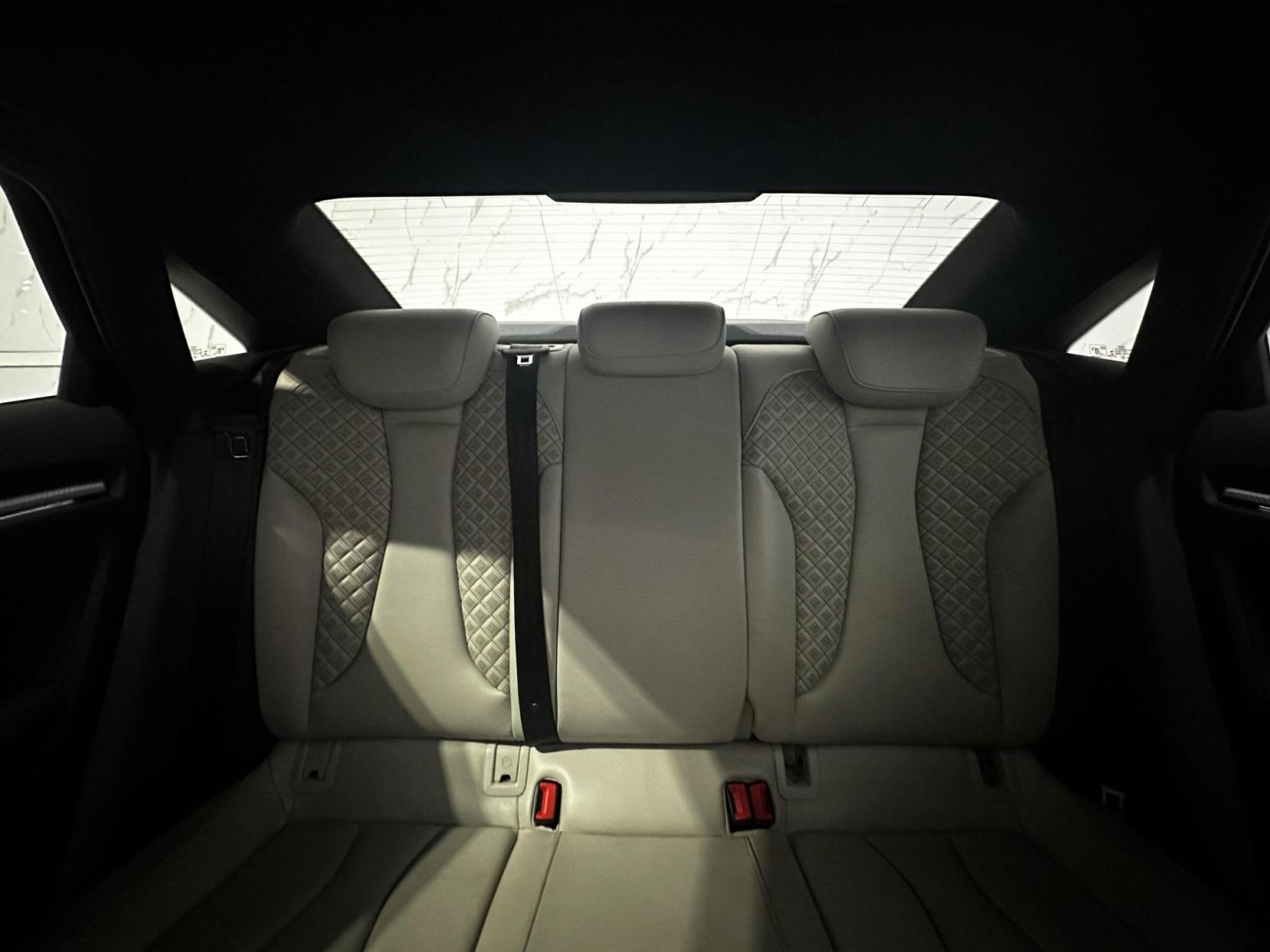 Audi RS3 2.5 TFSI S Tronic quattro Euro 6 (s/s) 4dr