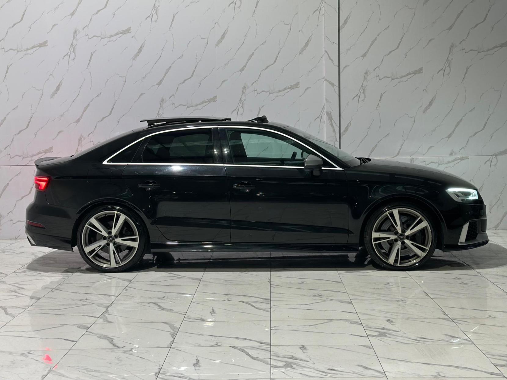 Audi RS3 2.5 TFSI S Tronic quattro Euro 6 (s/s) 4dr