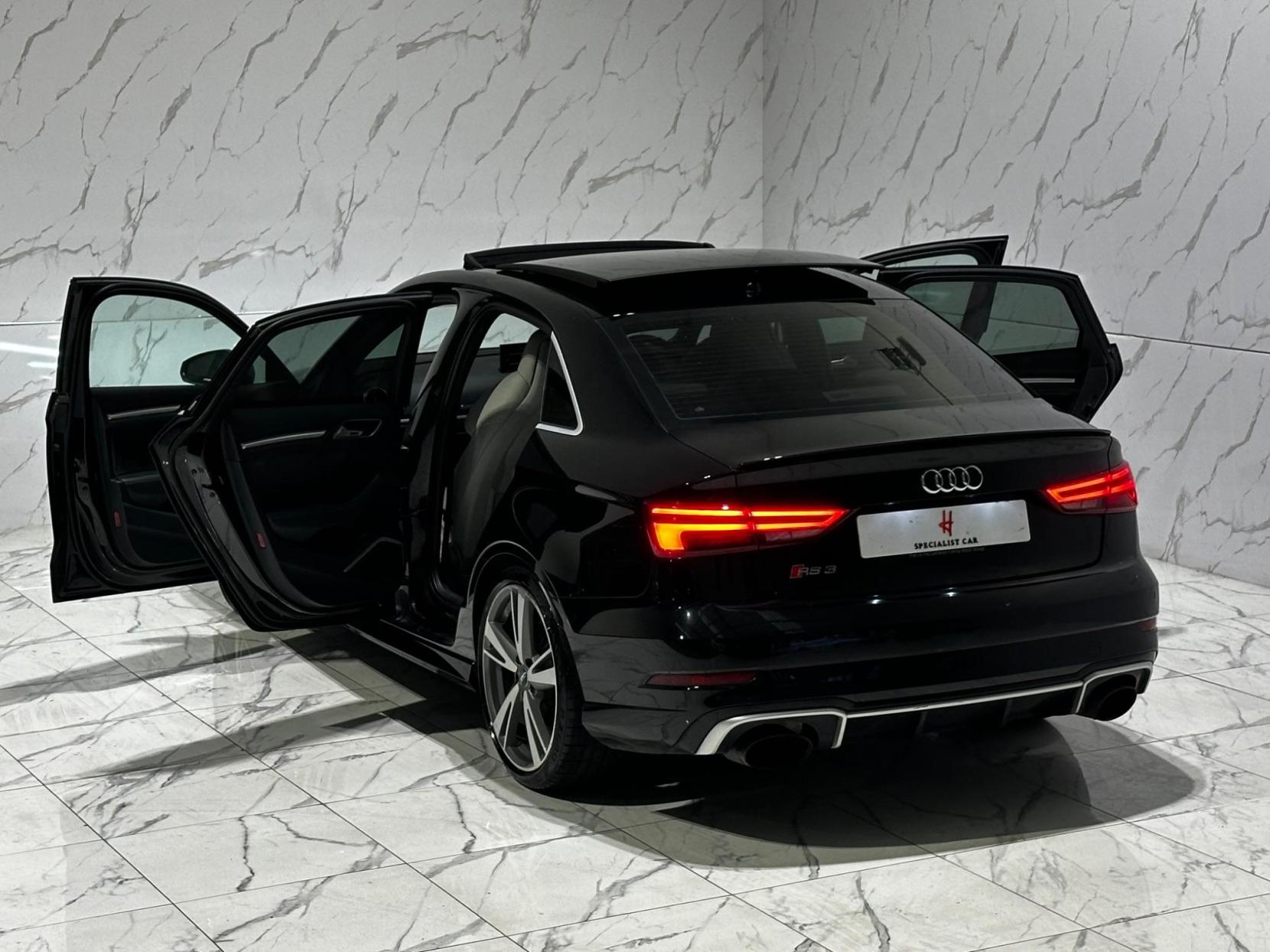 Audi RS3 2.5 TFSI S Tronic quattro Euro 6 (s/s) 4dr